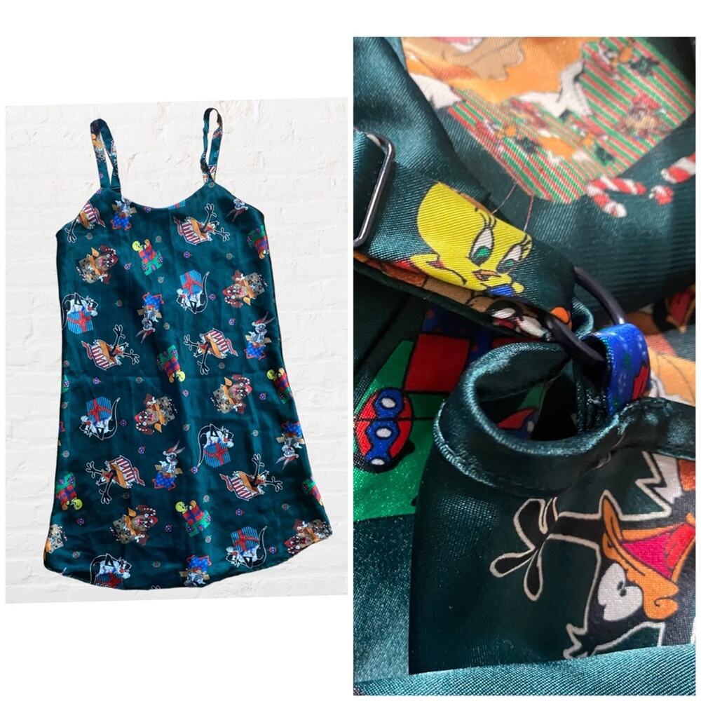 Vintage 1990s Looney Tunes Christmas satin nightie - Picture 1 of 9